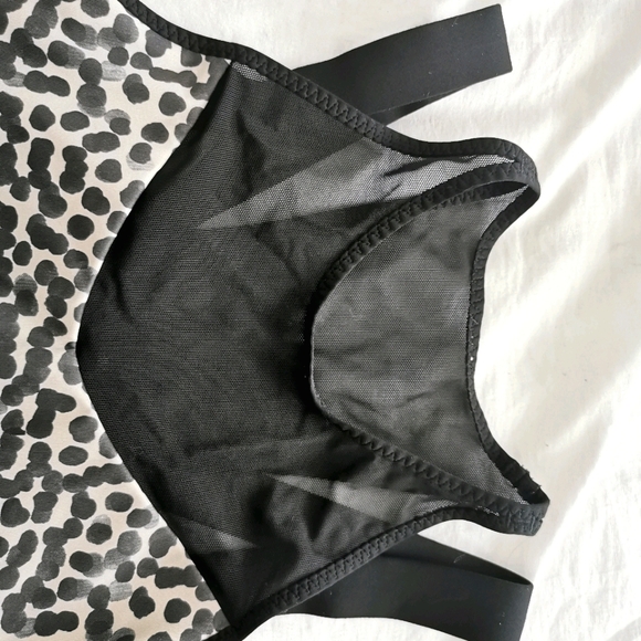 Lululemon top size 2 - Picture 2 of 4